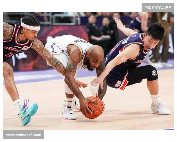 广州龙狮主场战胜上海久事，防守反击战术奏效